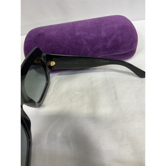 Gucci Oversized Black Square Sunglasses Size OS - Picture 5 of 5
